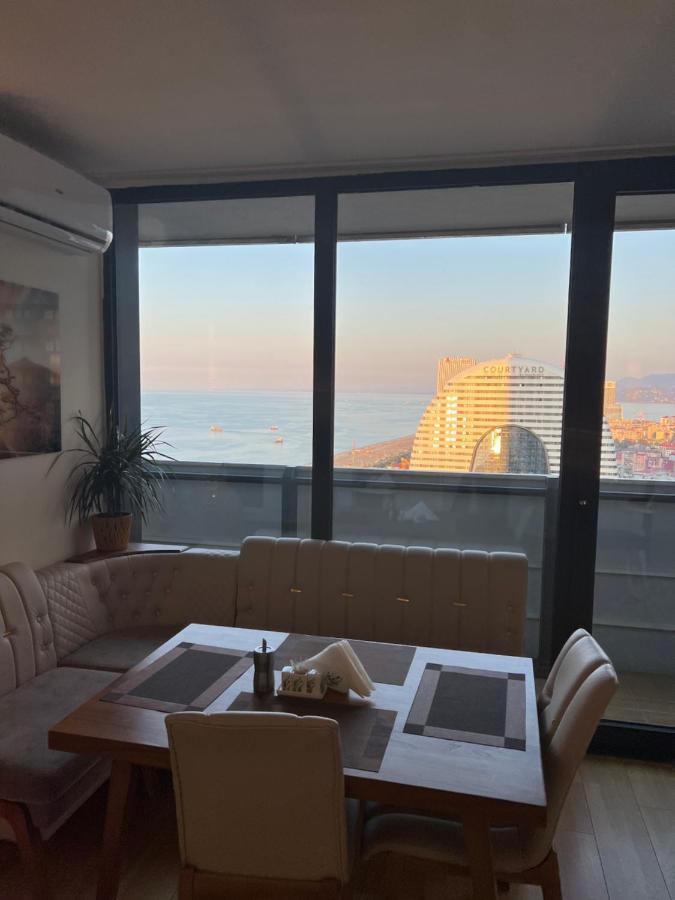 Orbi City Suites Batumi Exterior photo