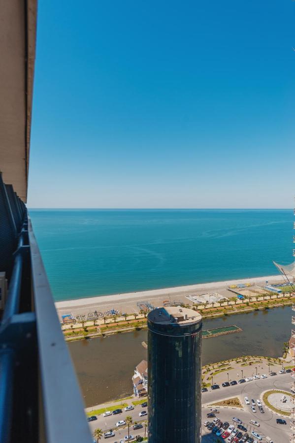 Orbi City Suites Batumi Exterior photo